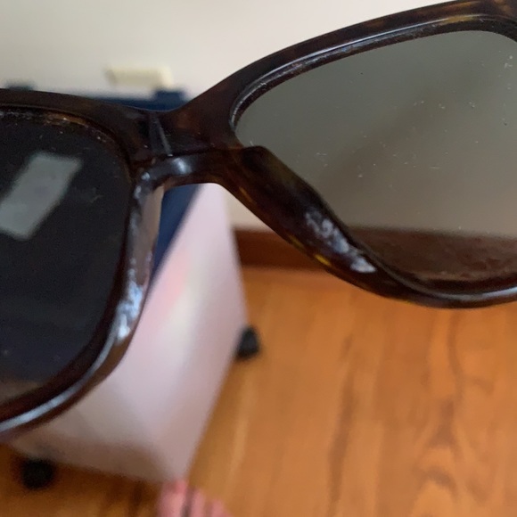 Givenchy Tortoise sunglasses - Picture 2 of 6